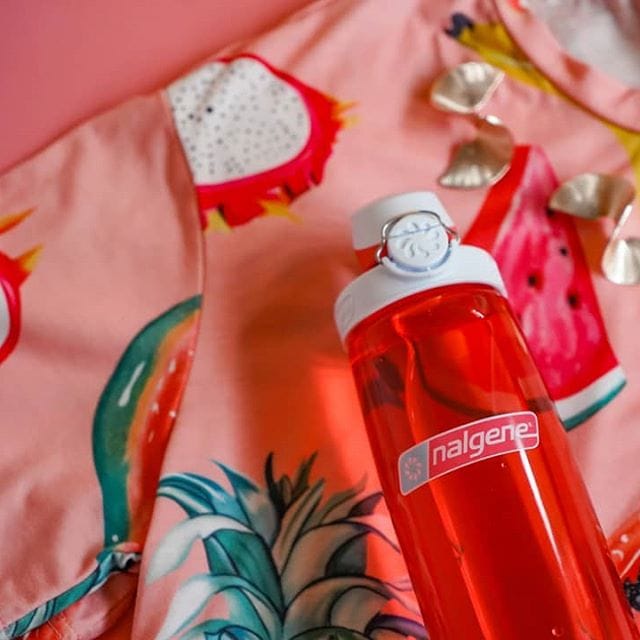 Nalgene product view: 24oz On-The-Fly Lock-Top Bottle T8 — 24oz On-The-Fly Lock-Top Bottle