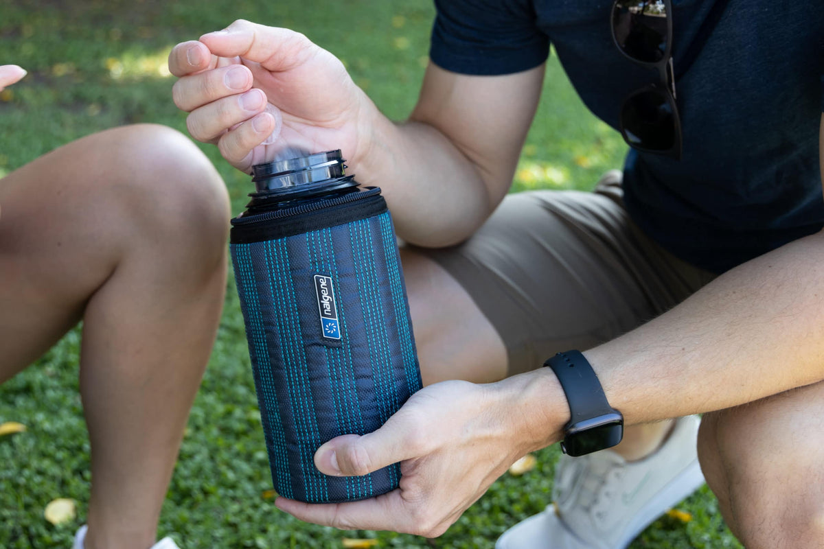 Nalgene product image: 32oz Insulated Sleeve G6 — 32oz Insulated Sleeve